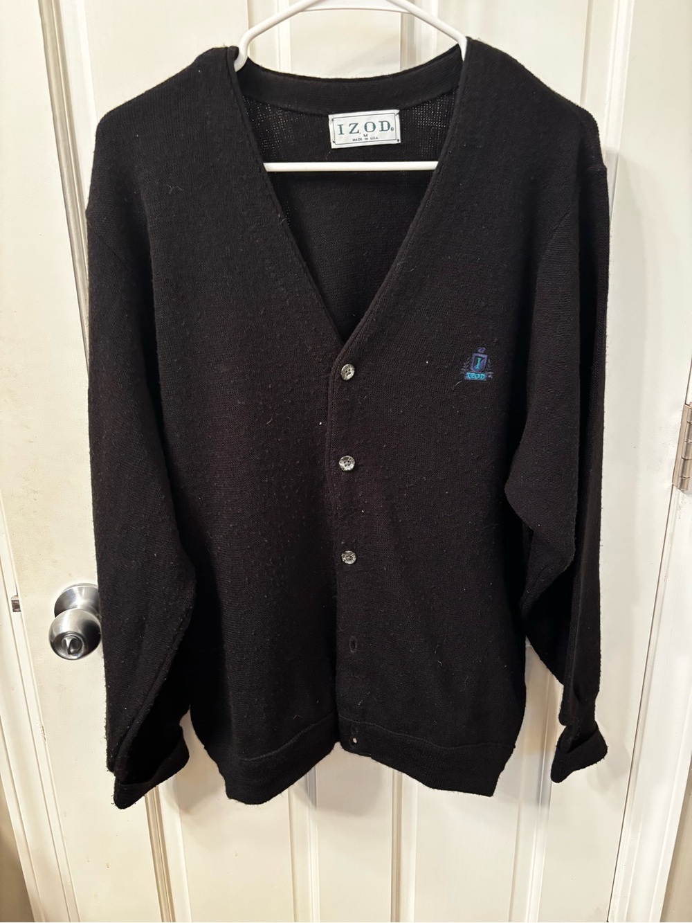 Vintage izod Men’s Black V-Neck Button Cardigan Sweater